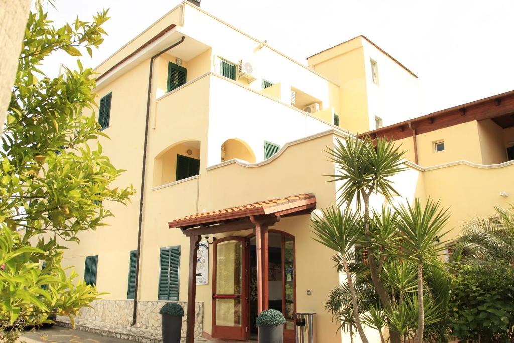 Hotel Club Bellavista Vieste Eksteriør bilde
